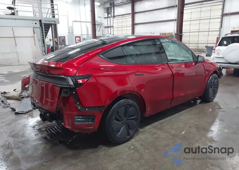 2026 Tesla Model Y Long Range Launch Series/Premium All-Wheel Drive from USA, damaged, VIN 7SAYGDEE1TF361353